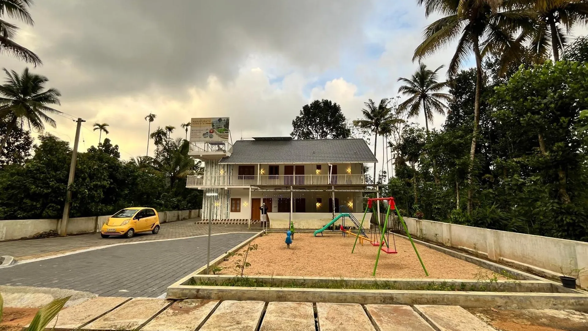 Manapurath Homestay Mamalakandam